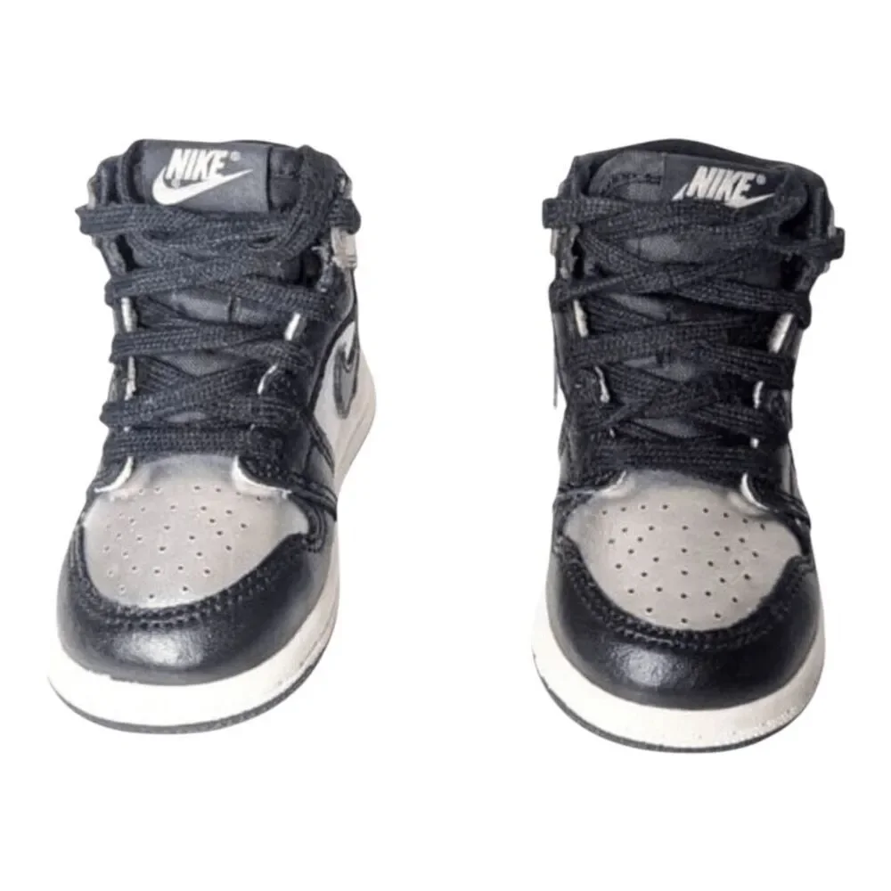 NIKE Air Jordan 1 High 'Silver Toe' Sneakers Toddler's Size 5C
